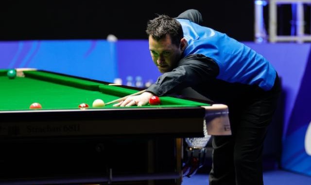 博鱼电竞-福德祭出“暖手宝”淘汰布朗 率先晋级国锦赛决赛